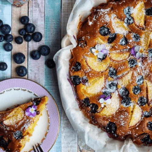 Zùsto Cake met perzik bosbessen en kokos