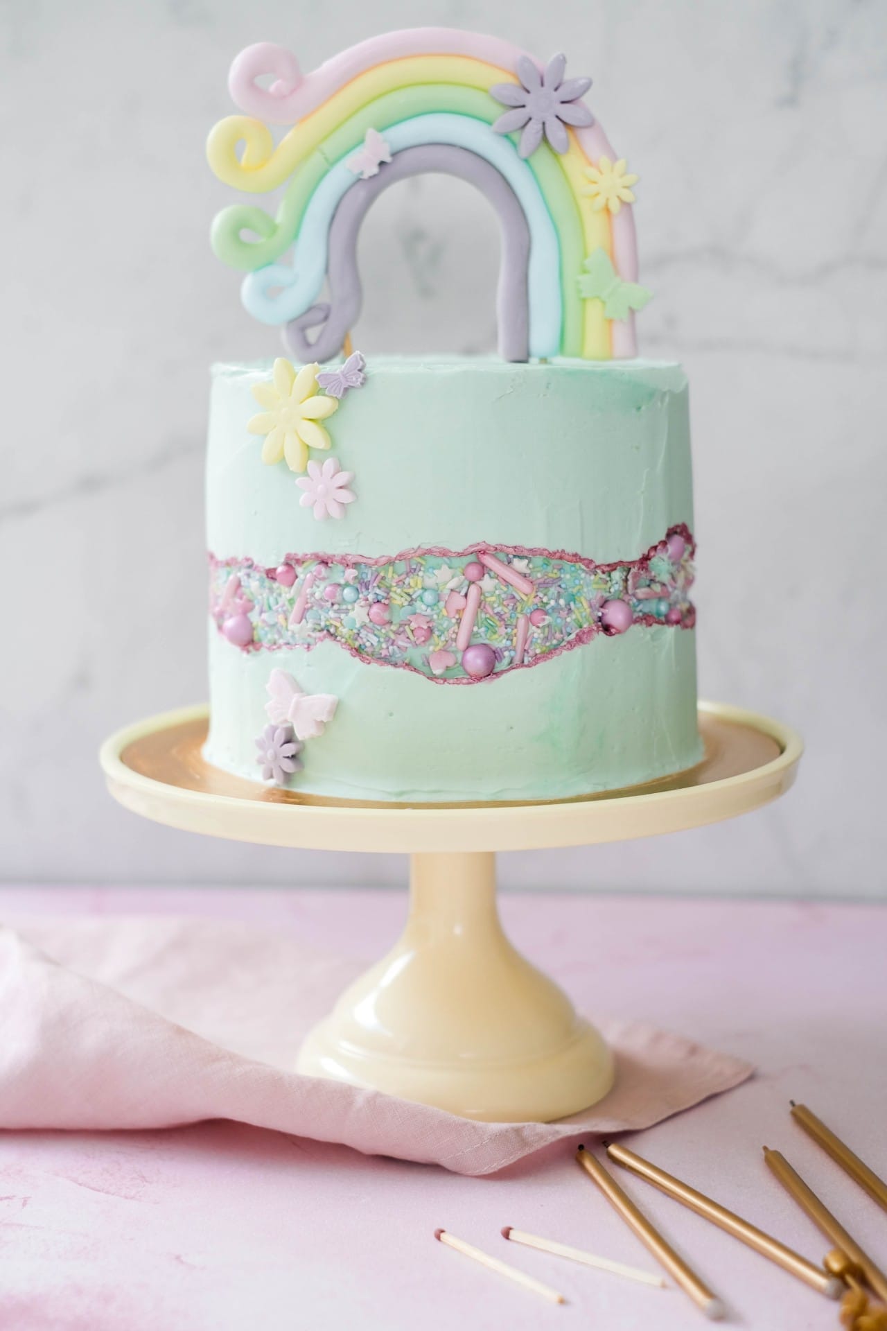 How to Make a Fault Line Cake - Baking Butterly Love